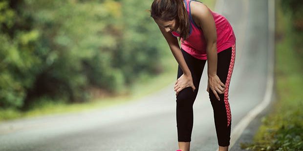 Women are tired From jogging on a steep slope